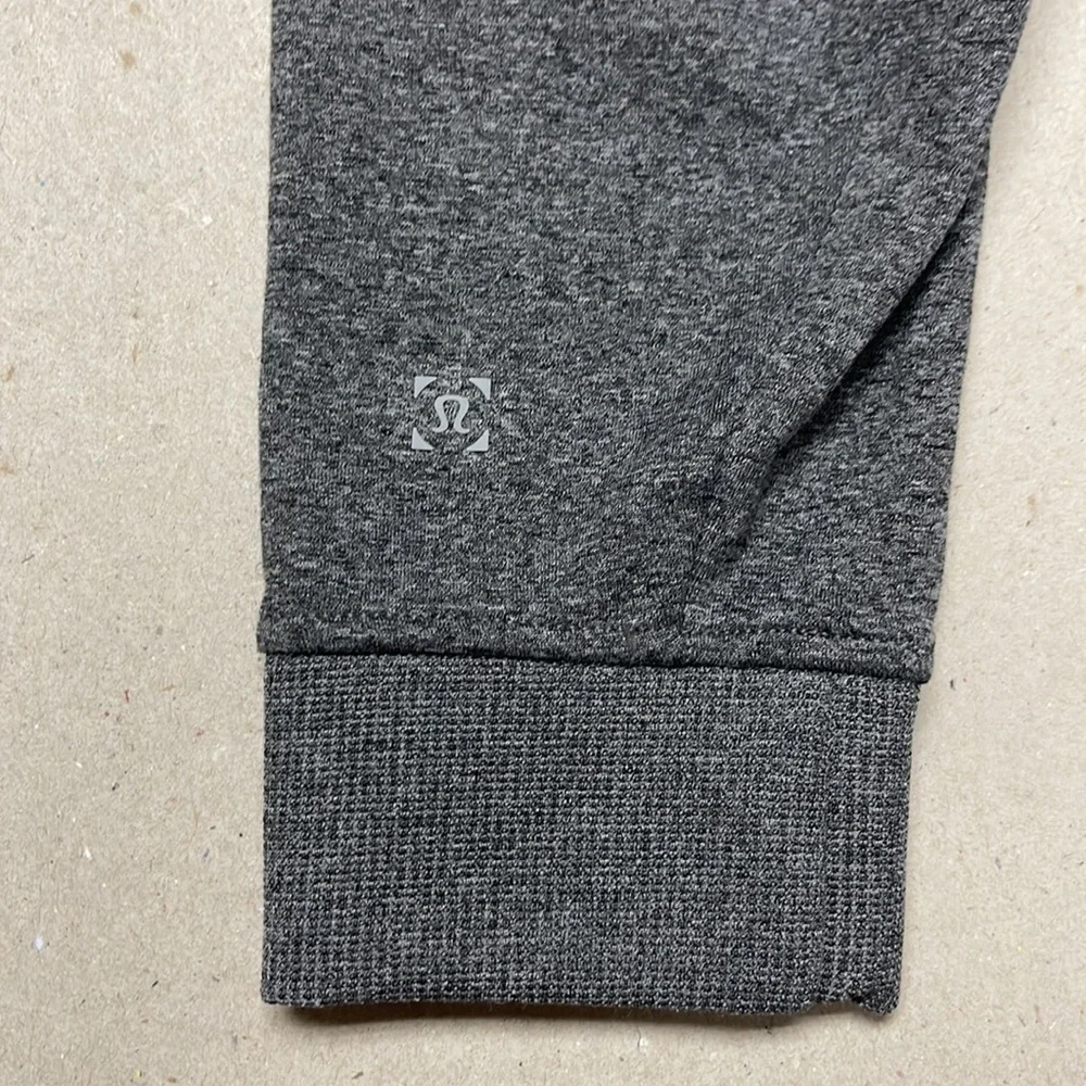 NWOT Lululemon athletica Zipper Jacket - Picture 6 of 9